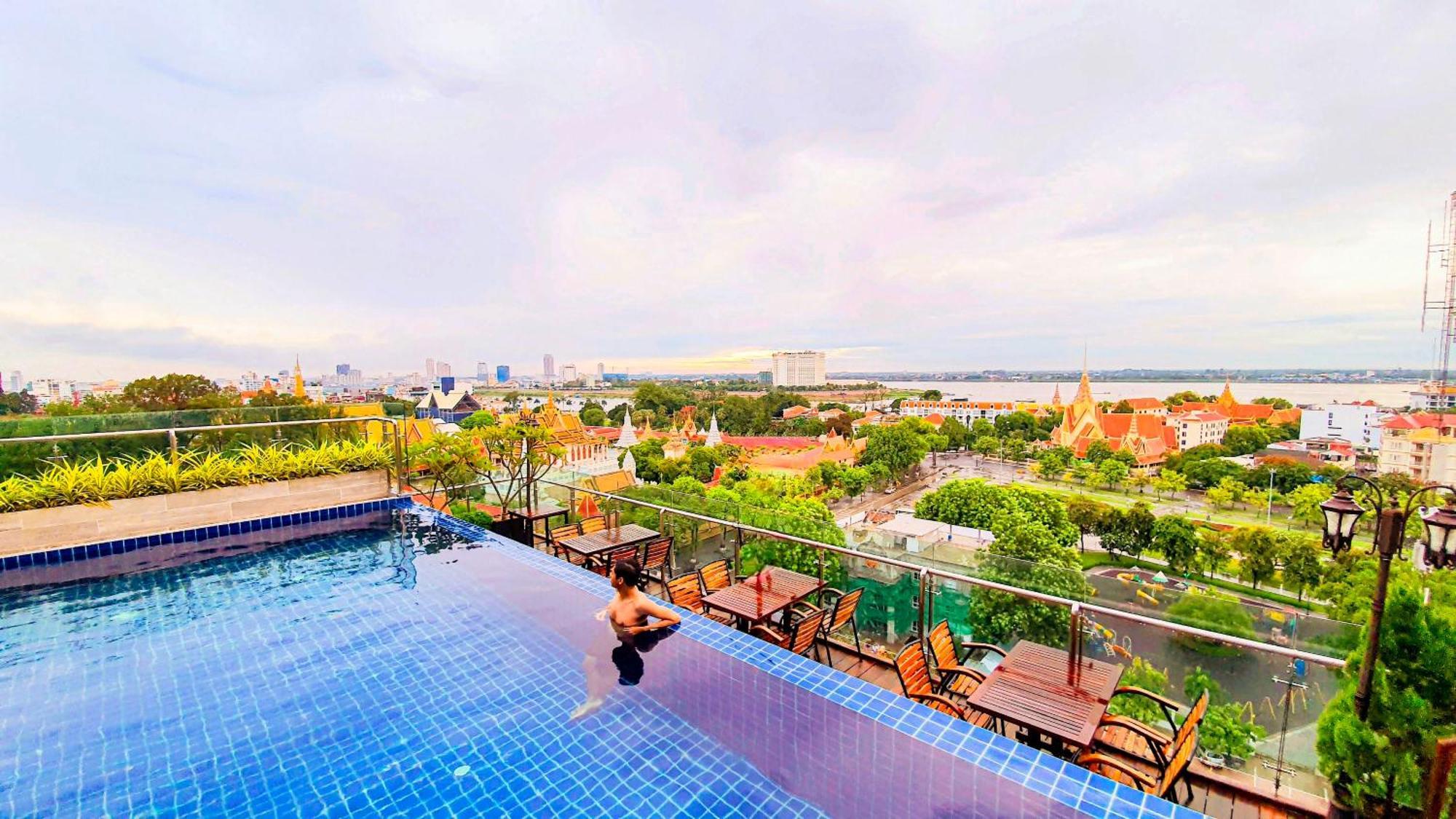 Hotel Le Botum 4*