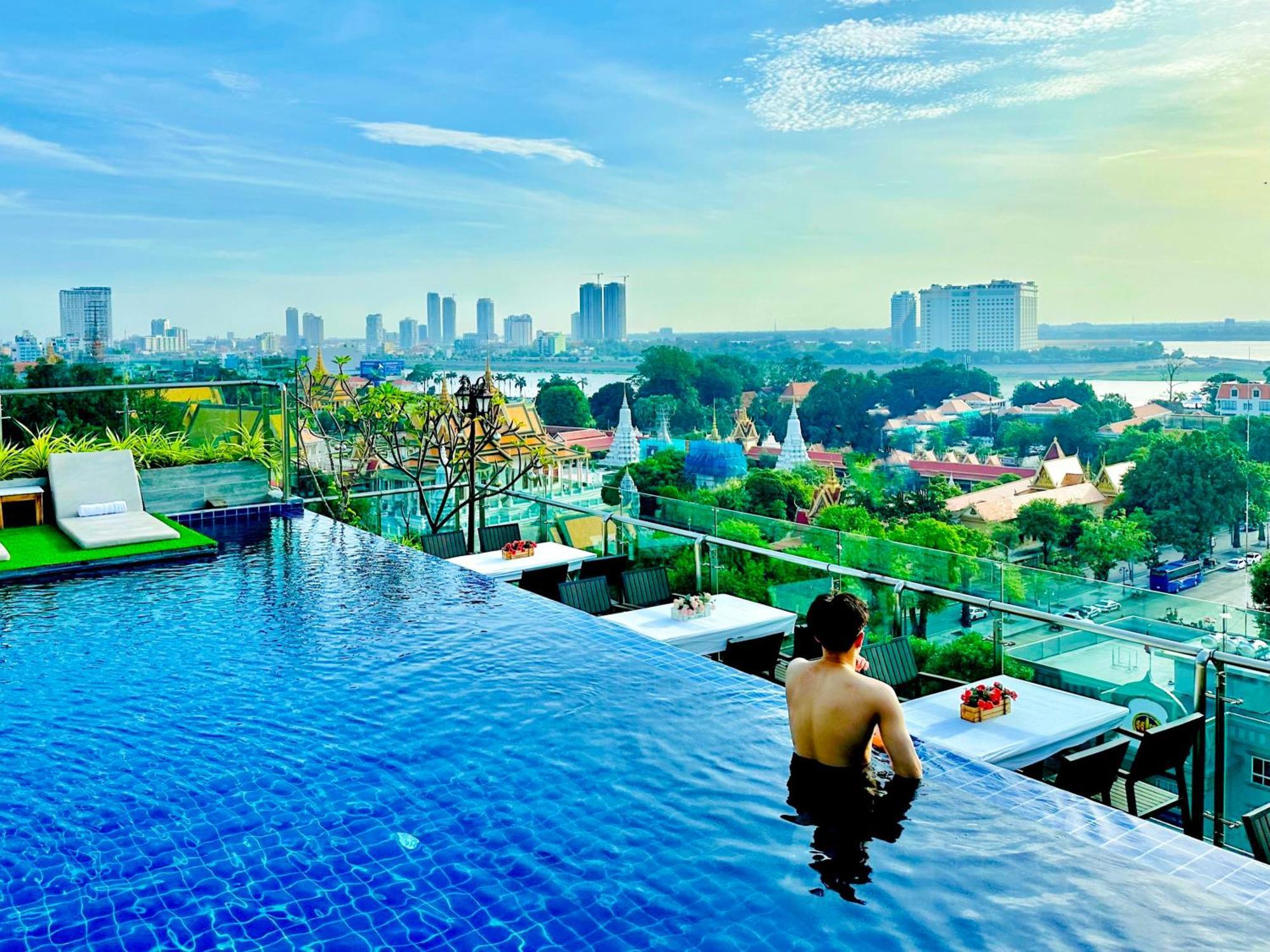 Le Botum Hotel 4*